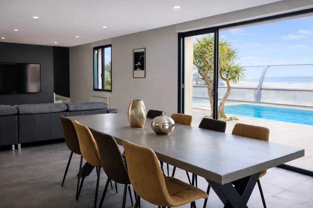 DAUPHINS – PISCINE CHAUFFÉE PRIVÉE – ACCES PMR — photo 2