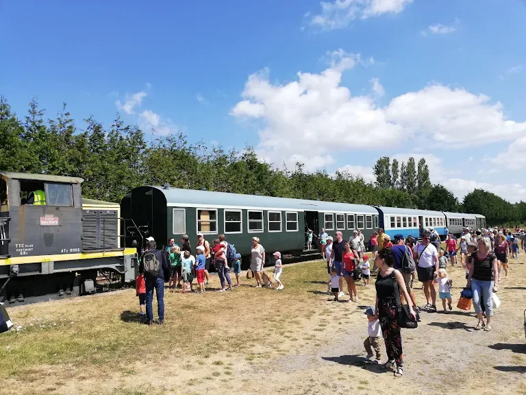 Train touristique à Barneville-Carteret